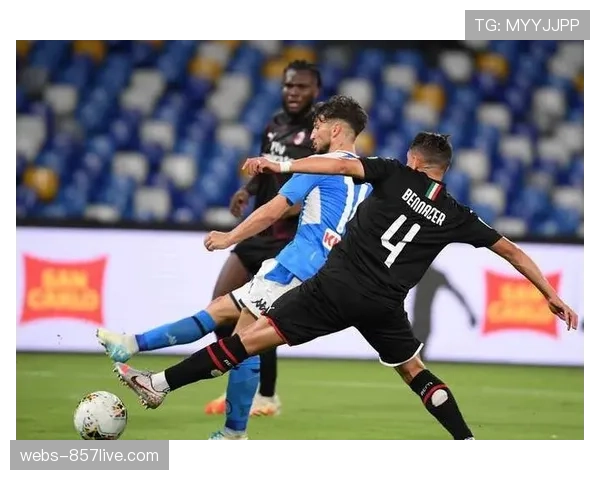 奥林匹亚科斯与那不勒斯 同积八分末轮死磕